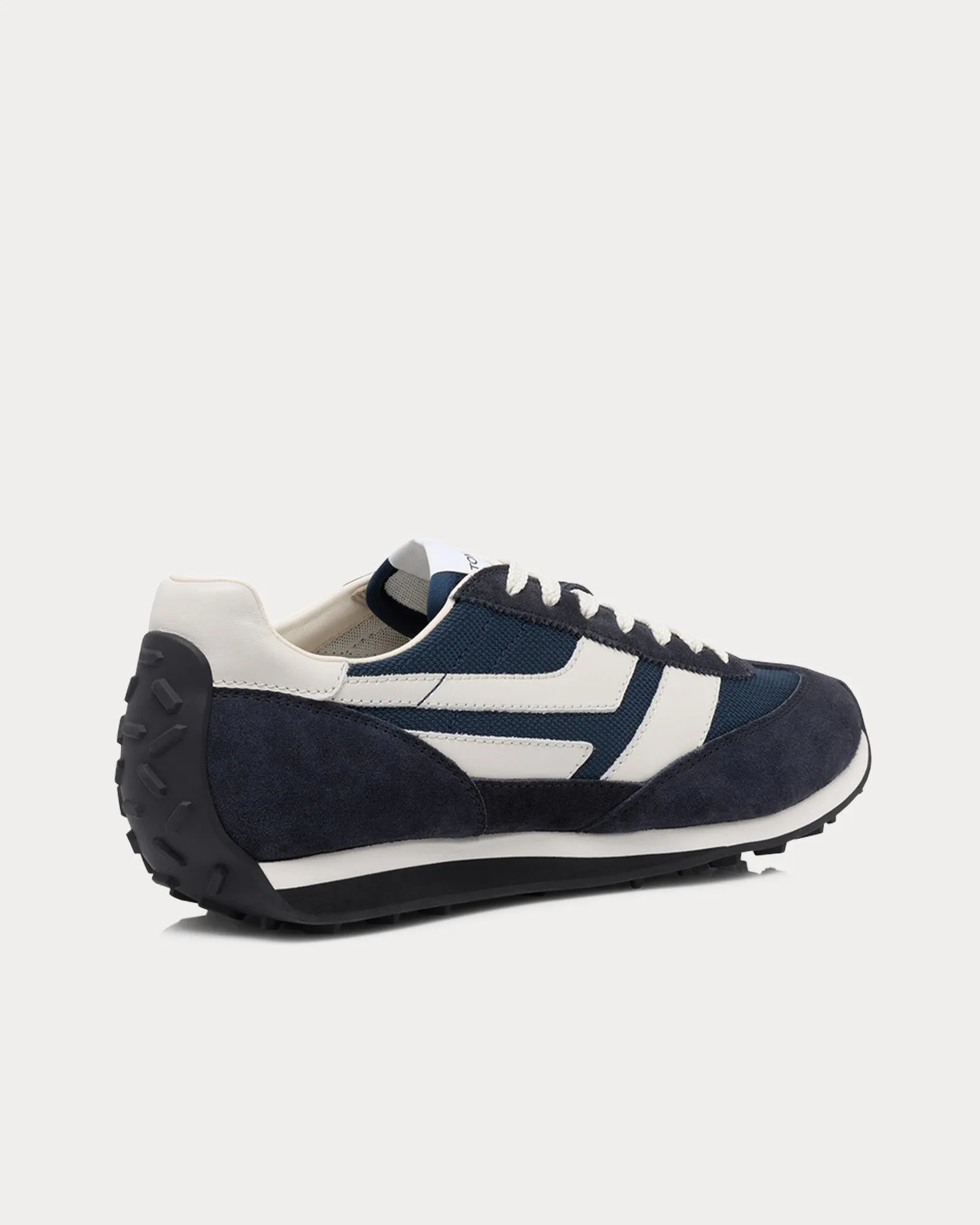 Mick Suede Dark Navy / Amber Low Top Sneakers