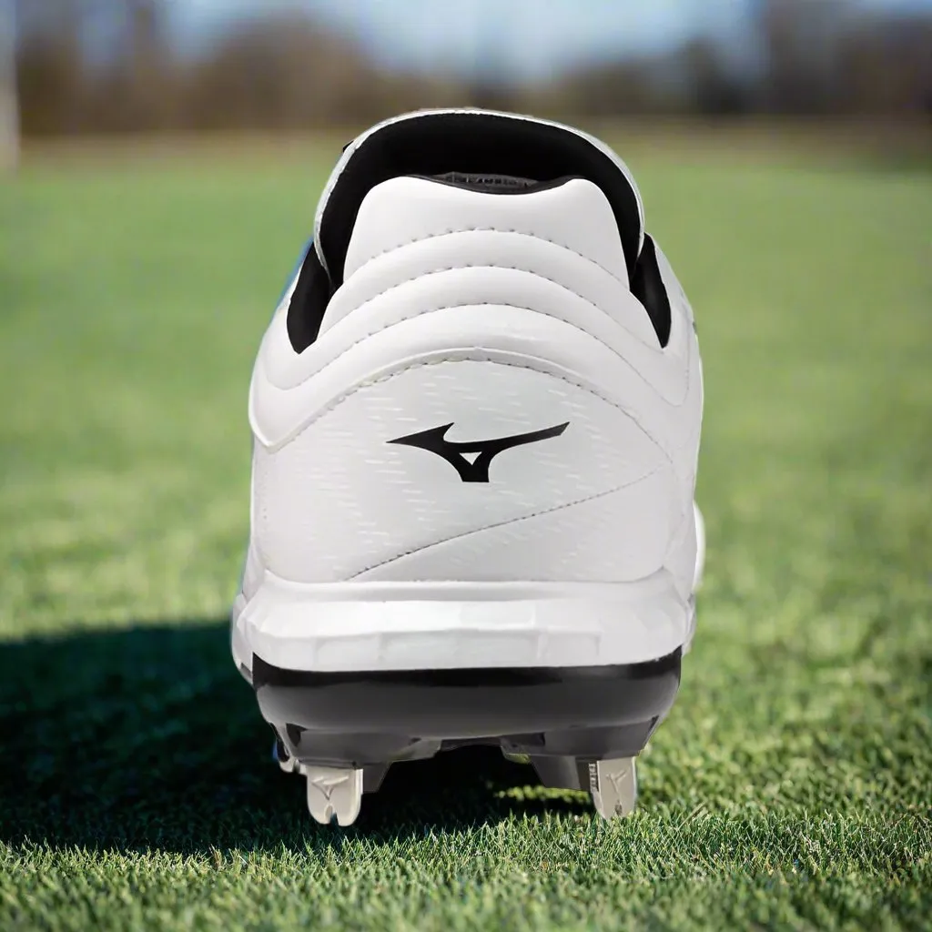 Mizuno Pro FP Low Women’s Metal Softball Cleat