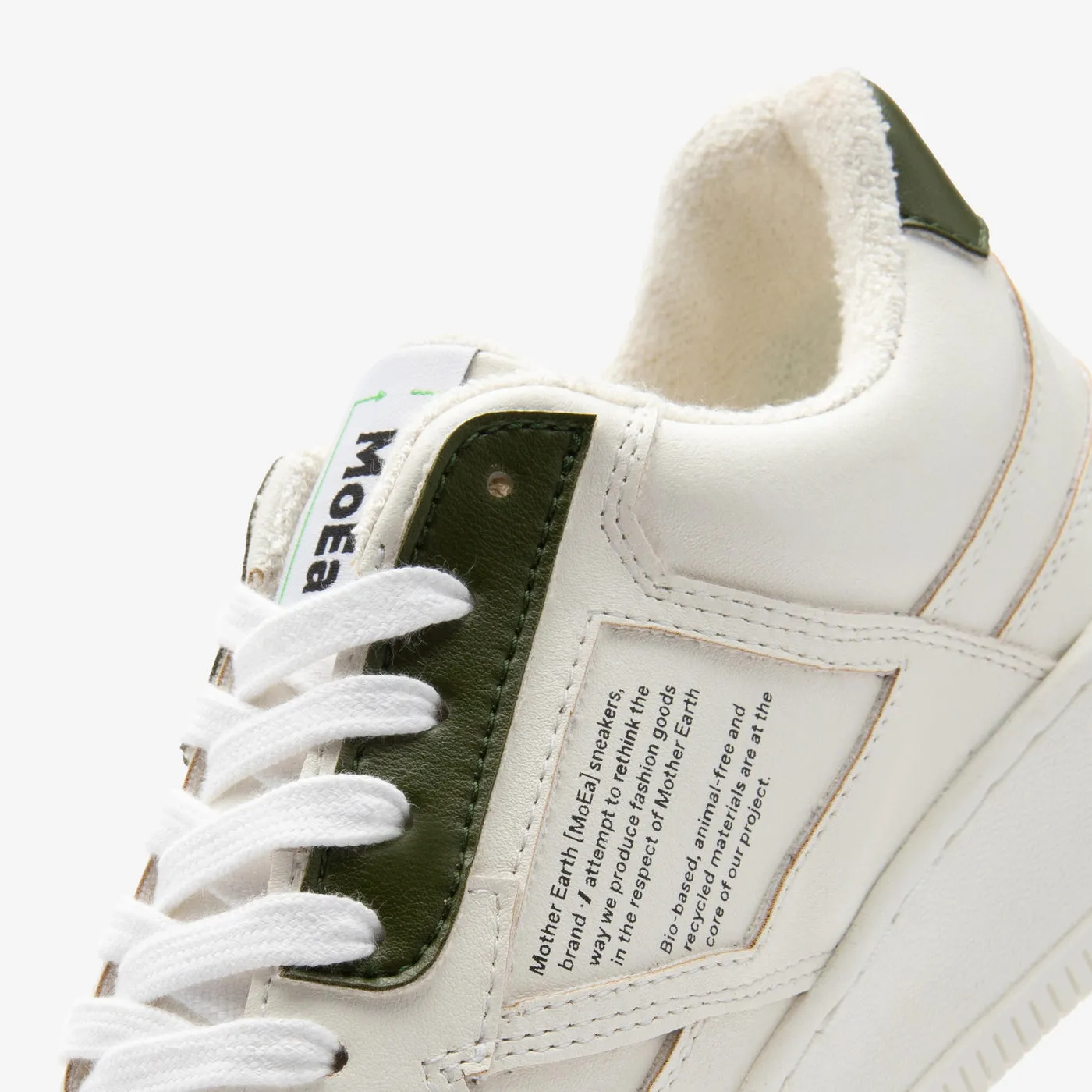 MoEa | GEN1 Cactus Vegan Sneakers | White & Green