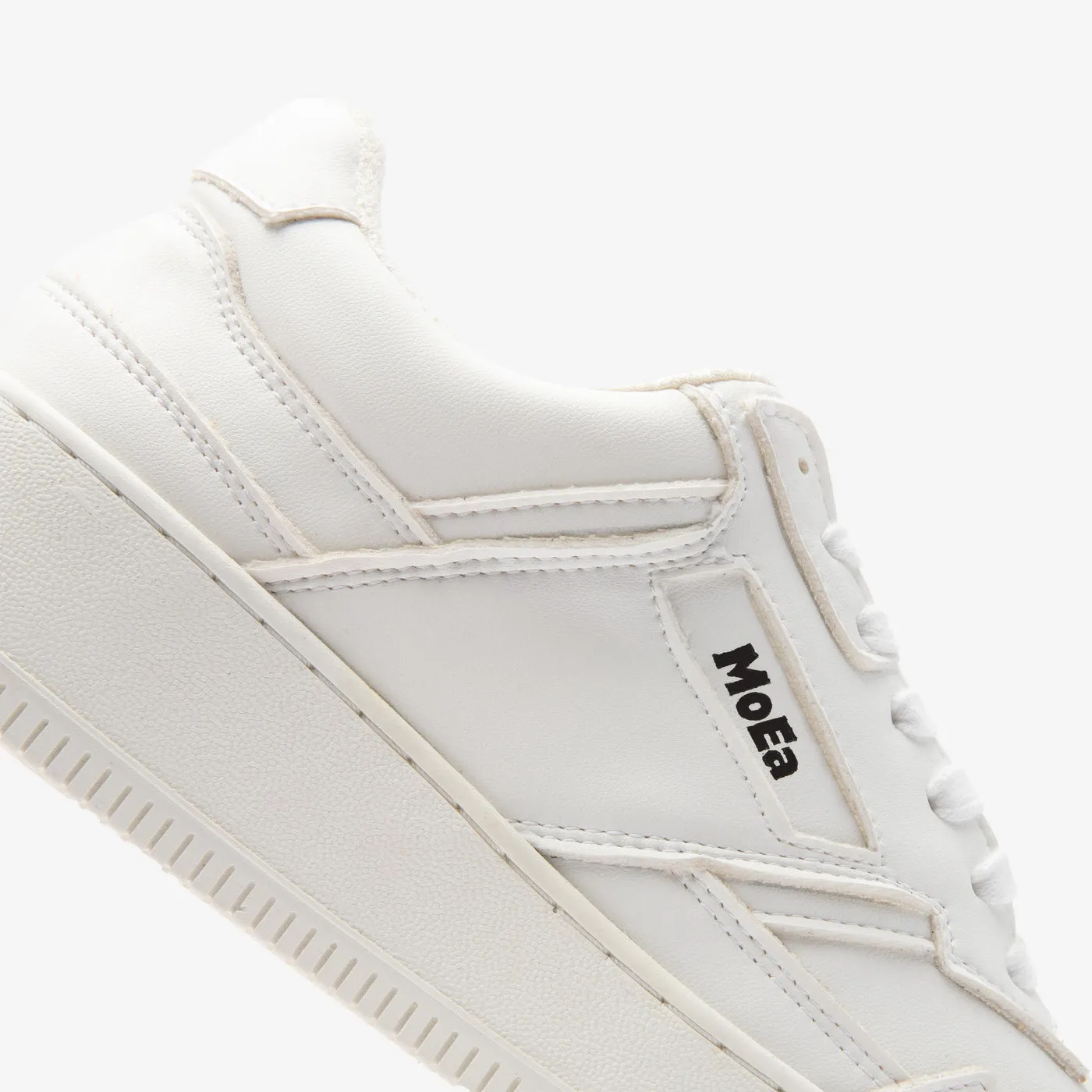 MoEa | GEN1 Grape Vegan Sneakers | All White