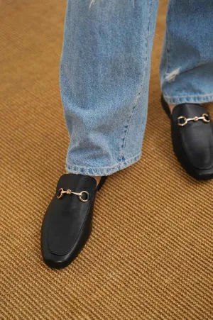 MULES WITH BUCKLE