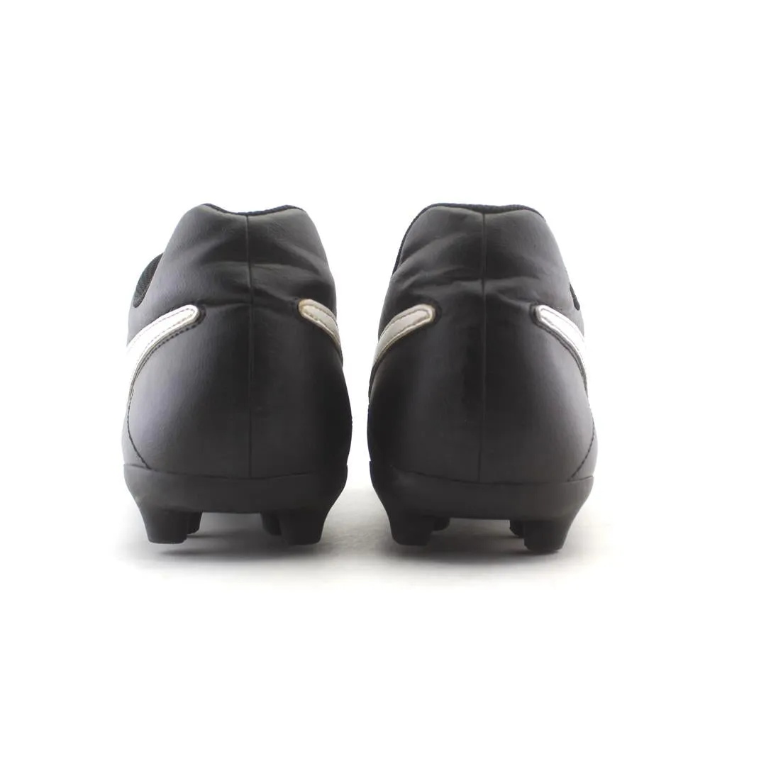 NIKE  MAJESTRY FG
