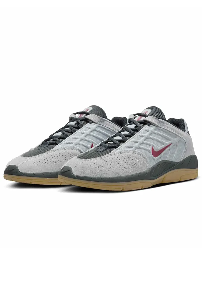 Nike SB Vertebrae TE Skate Shoes