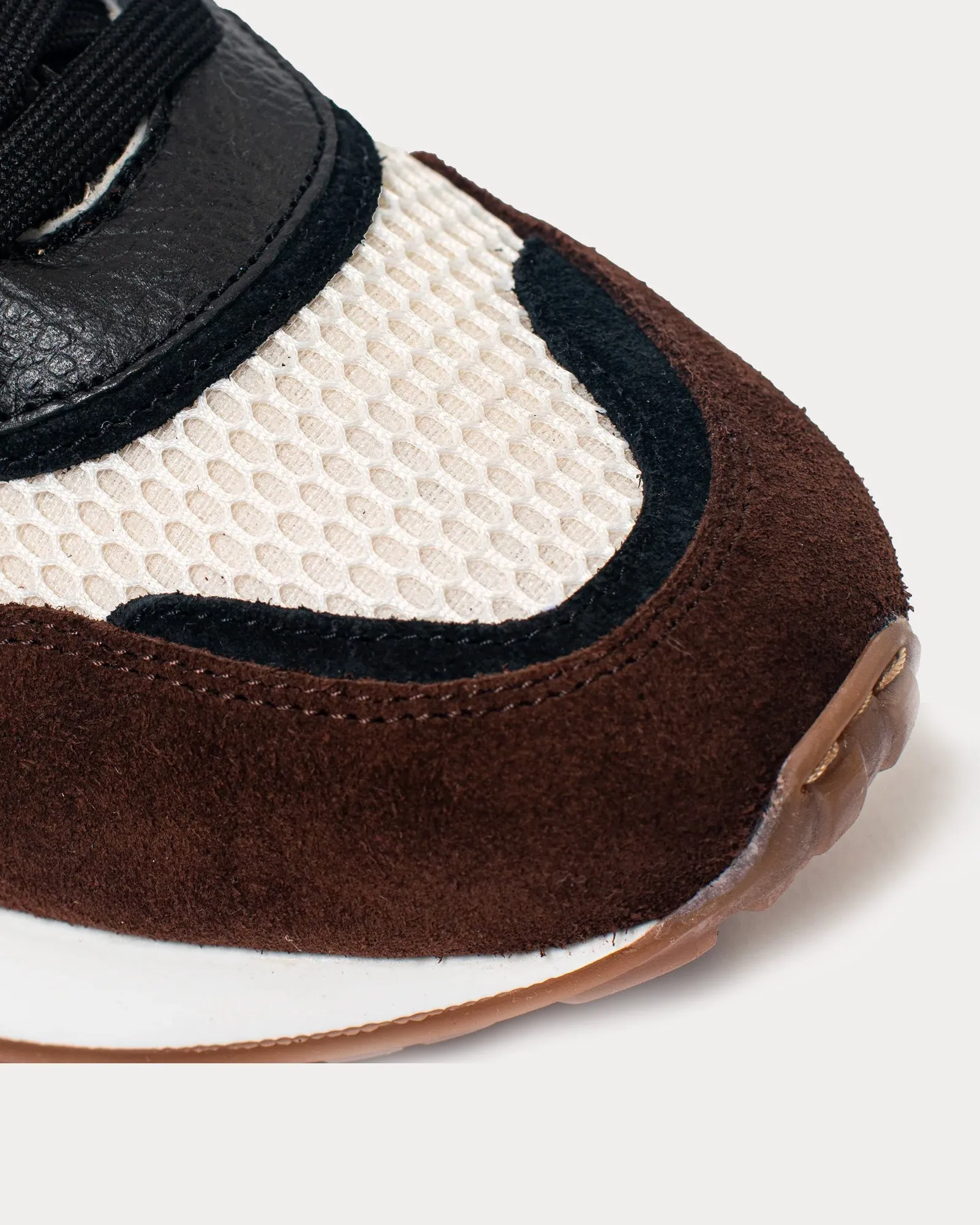 Road Runner Cappucino Low Top Sneakers