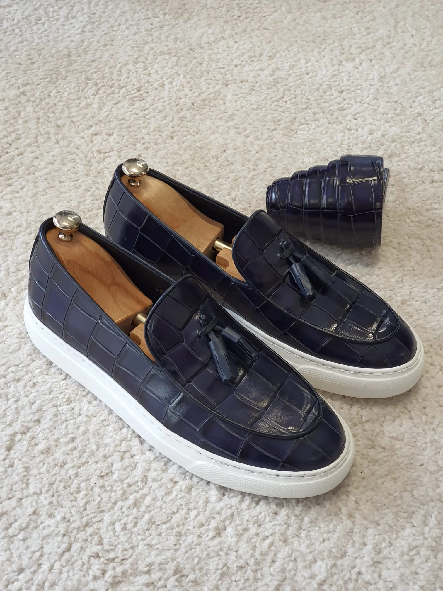 Ross Sardinelli Eva Sole Croc Design Navy Blue Tasseled Leather Shoes
