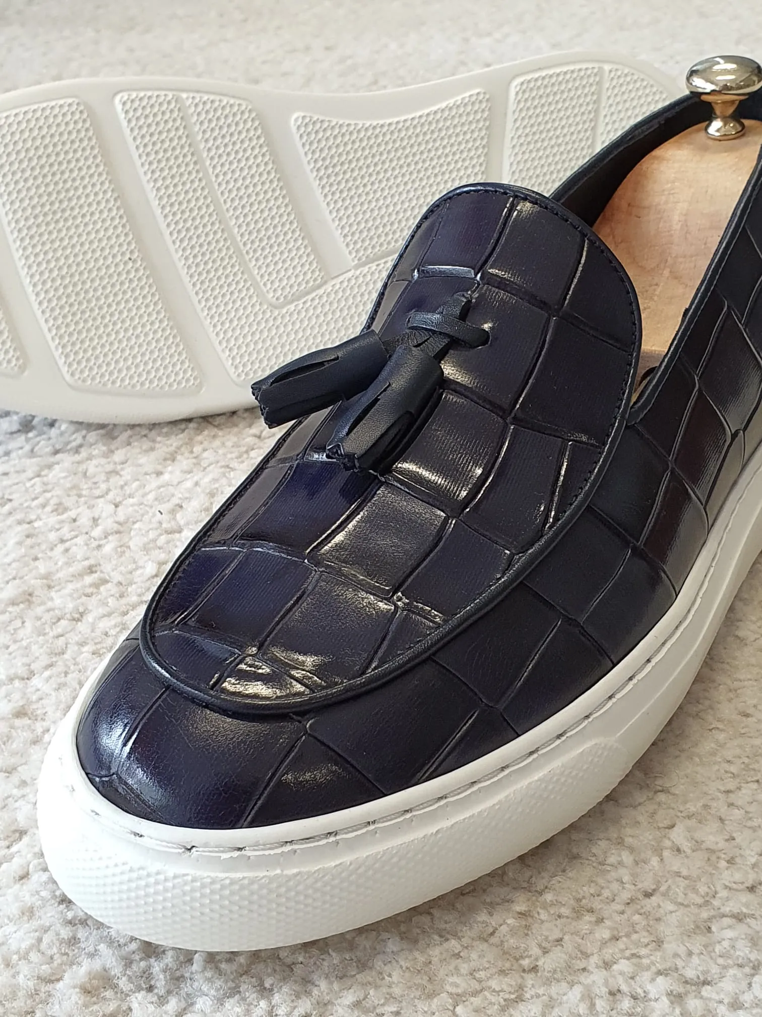 Ross Sardinelli Eva Sole Croc Design Navy Blue Tasseled Leather Shoes