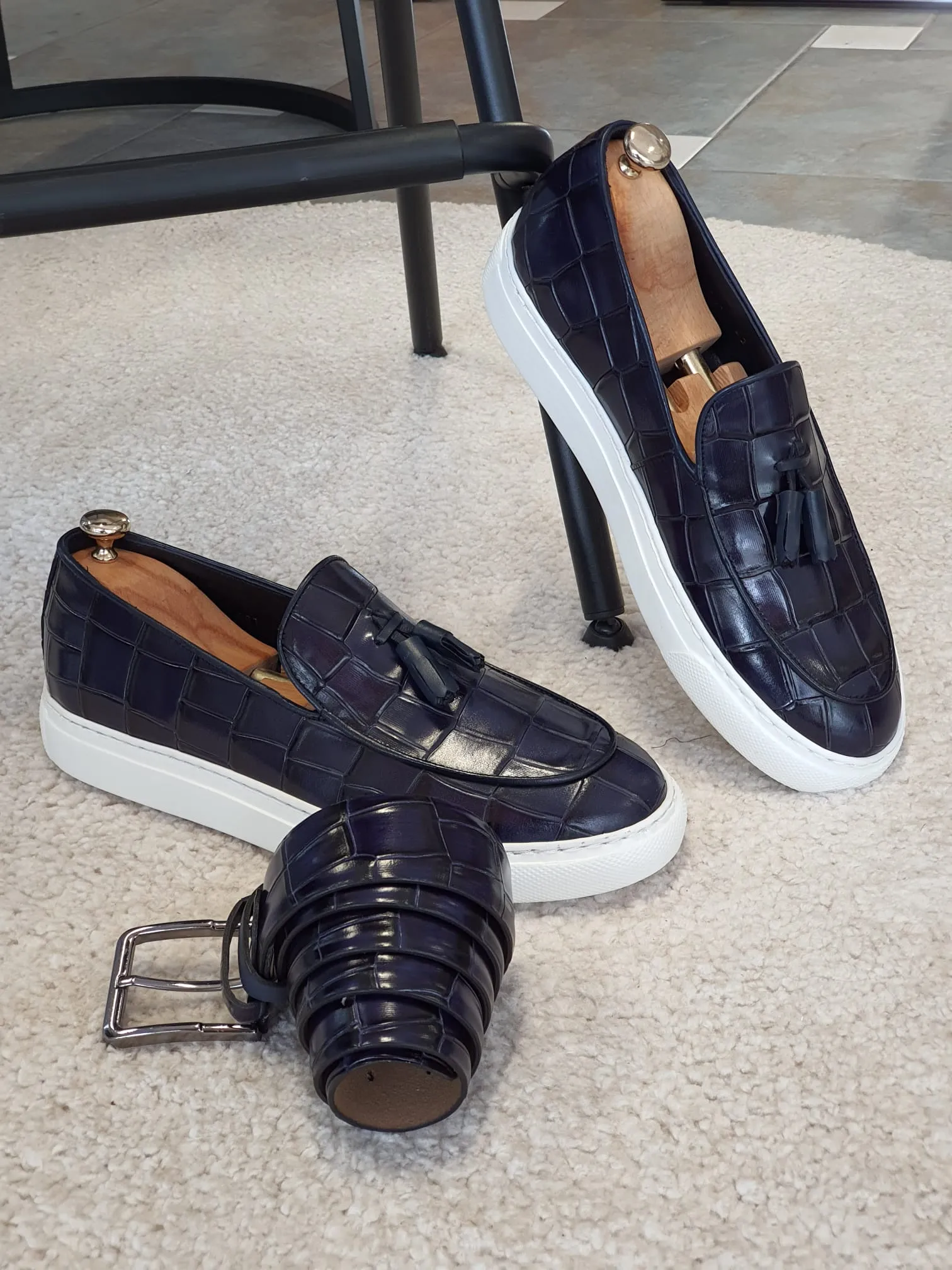 Ross Sardinelli Eva Sole Croc Design Navy Blue Tasseled Leather Shoes