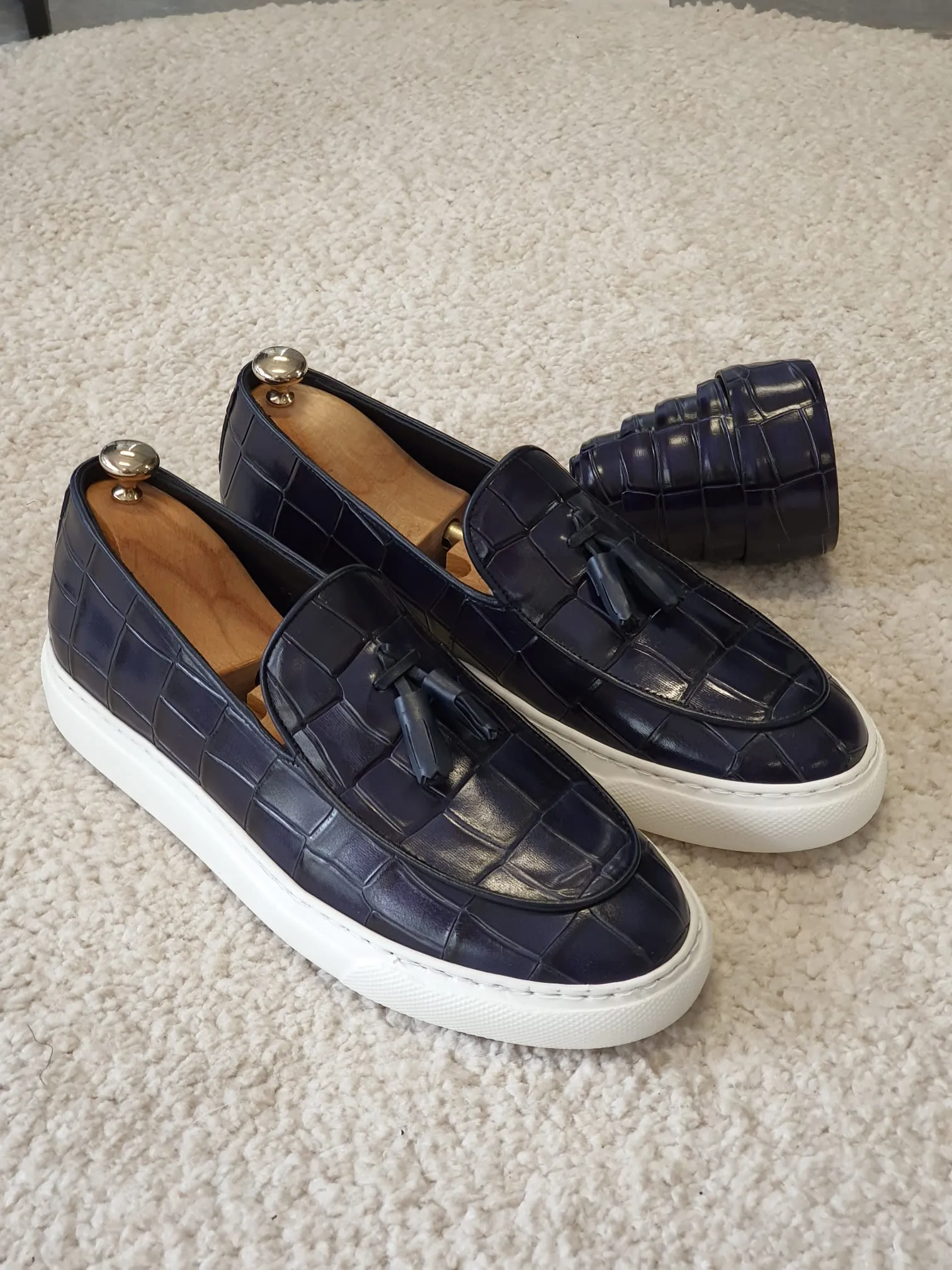 Ross Sardinelli Eva Sole Croc Design Navy Blue Tasseled Leather Shoes