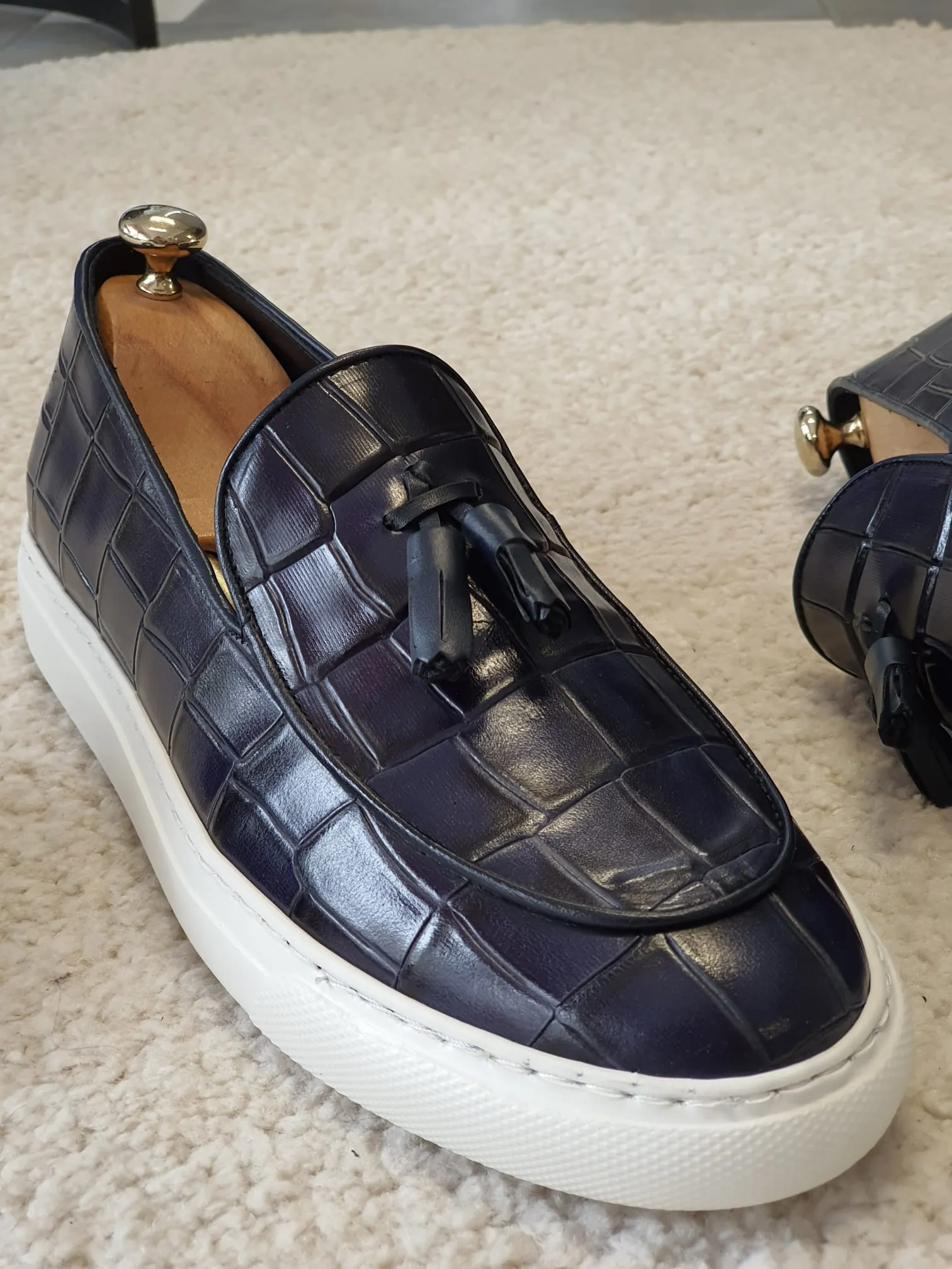 Ross Sardinelli Eva Sole Croc Design Navy Blue Tasseled Leather Shoes