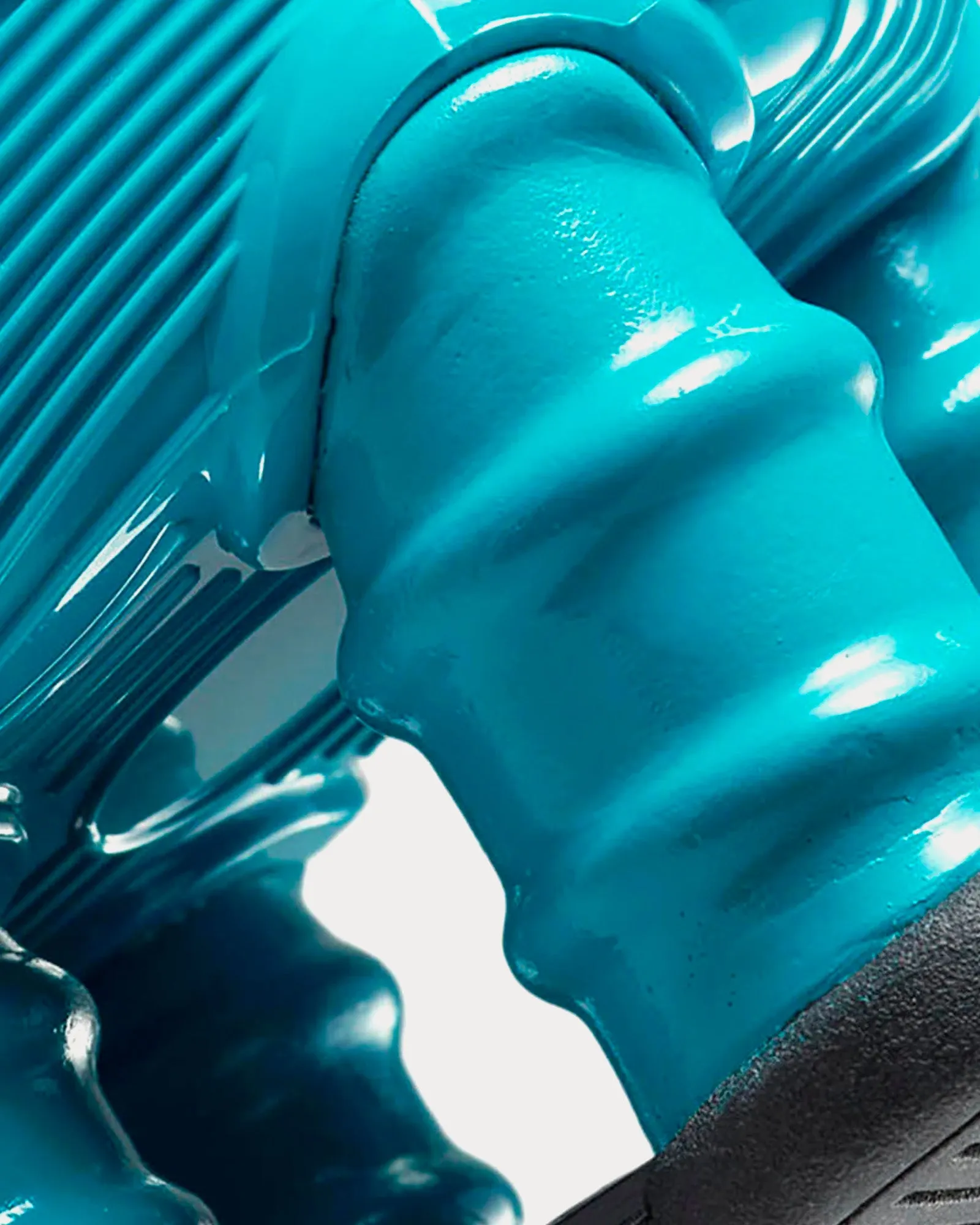 Shox MR4 Scuba Blue Low Top Sneakers