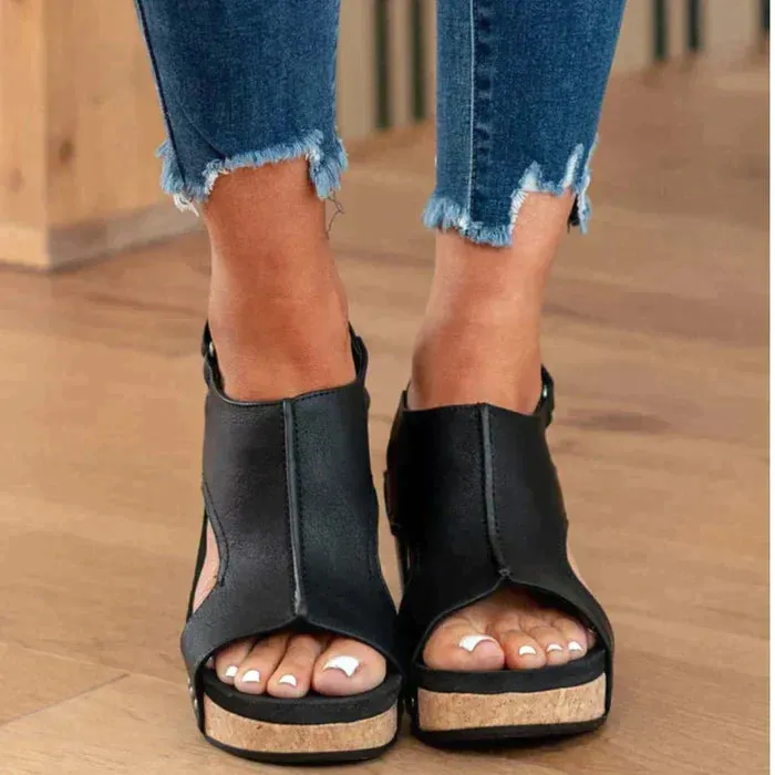 Velcro Peep Toe Rivet Decor Chunky Sandals