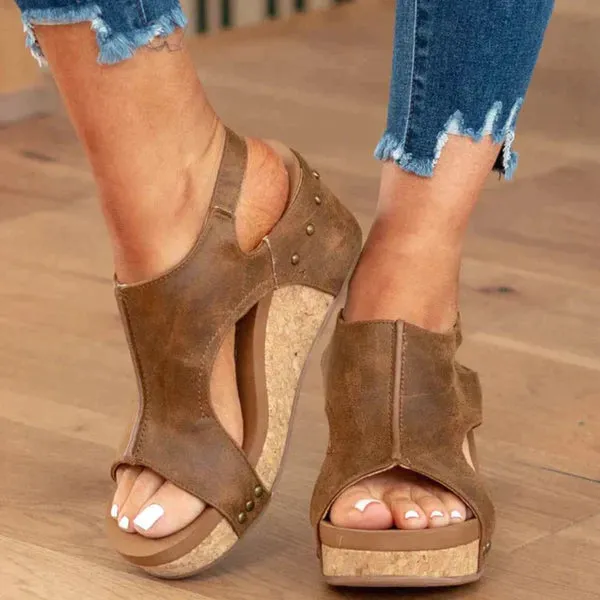 Velcro Peep Toe Rivet Decor Chunky Sandals